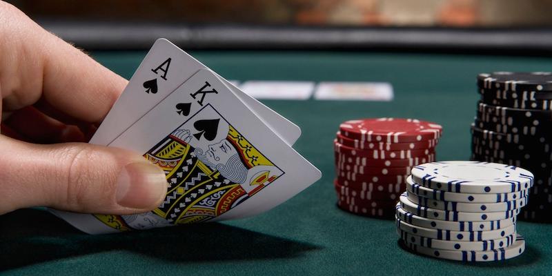 Quy tắc trong game Poker Rikvip bạn cần lưu ý